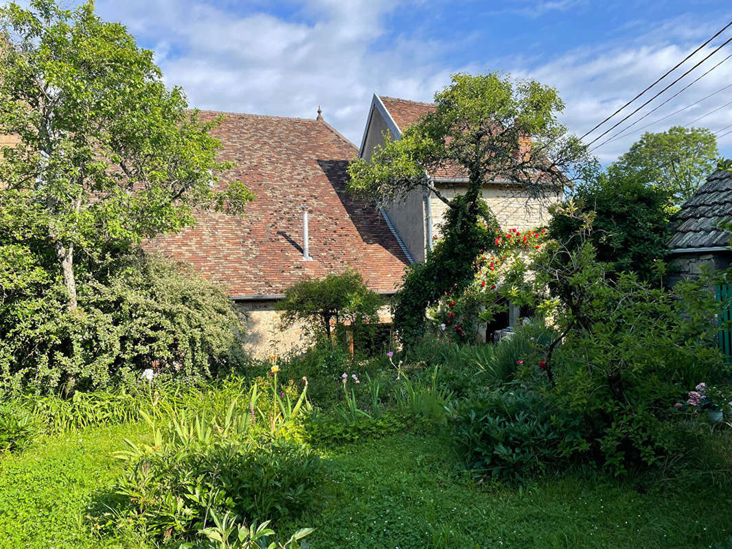 Maison à CHATILLON-LE-DUC