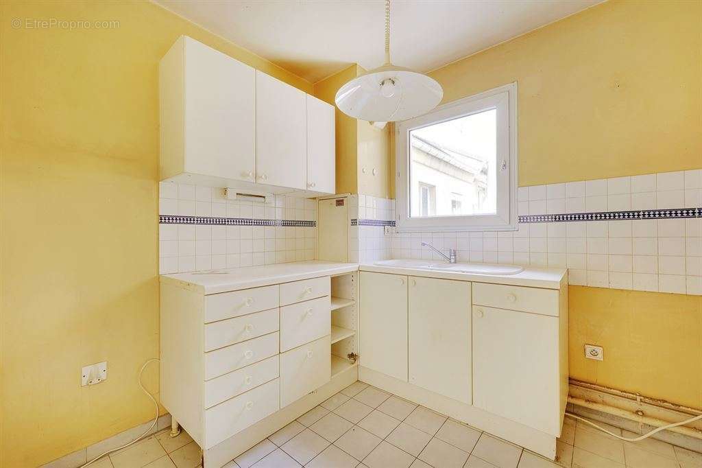 Appartement à PARIS-20E