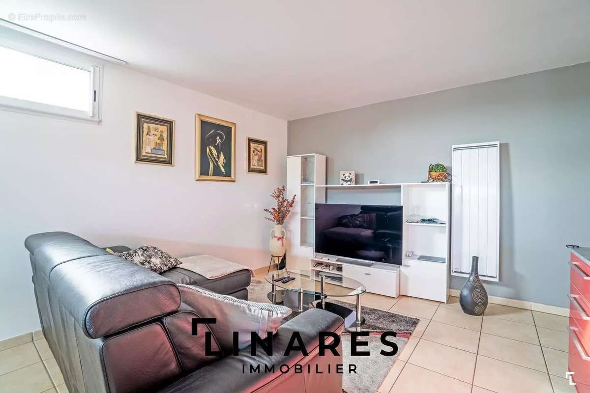 Appartement à MARSEILLE-12E