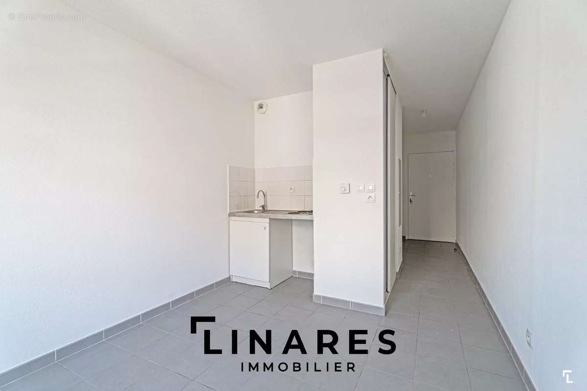 Appartement à MARSEILLE-2E