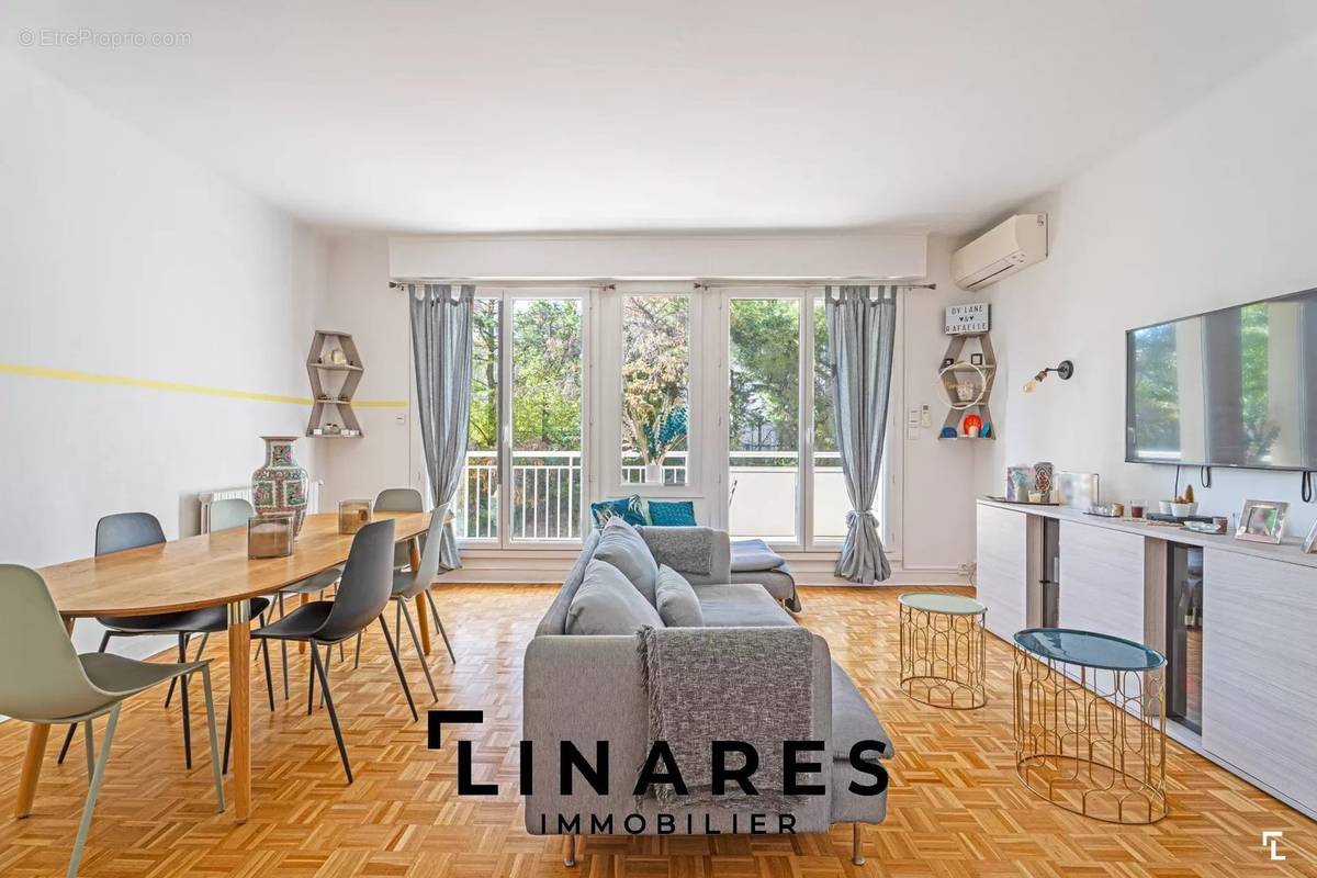 Appartement à MARSEILLE-8E