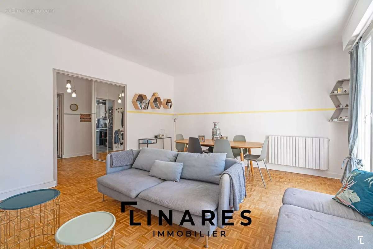 Appartement à MARSEILLE-8E