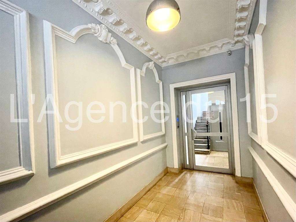 Appartement à ISSY-LES-MOULINEAUX