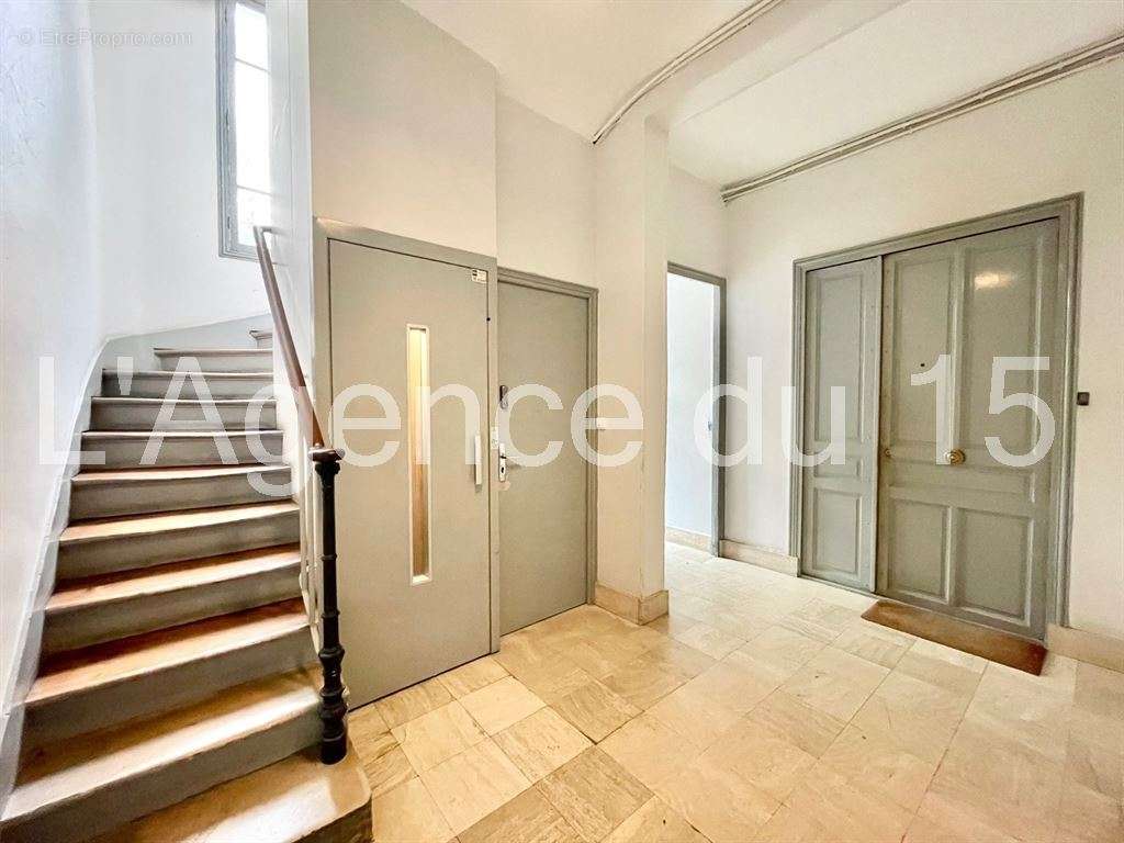 Appartement à ISSY-LES-MOULINEAUX