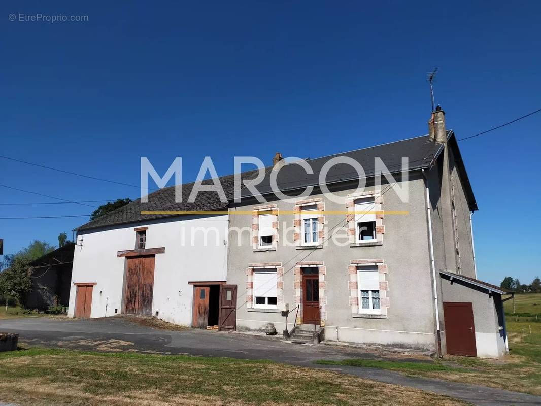 Appartement à LIZIERES