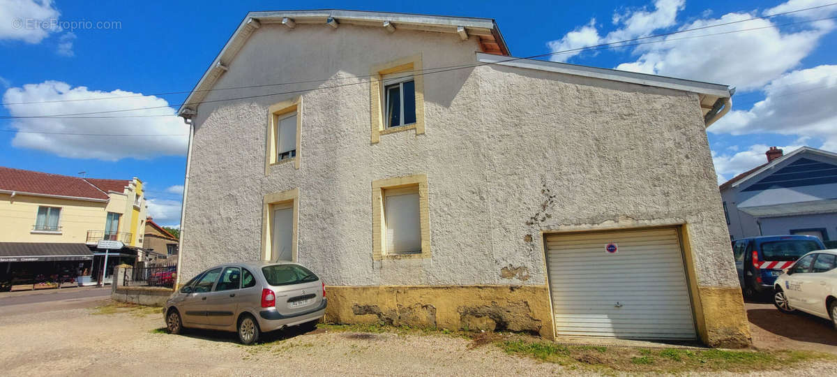 Appartement à JARNY