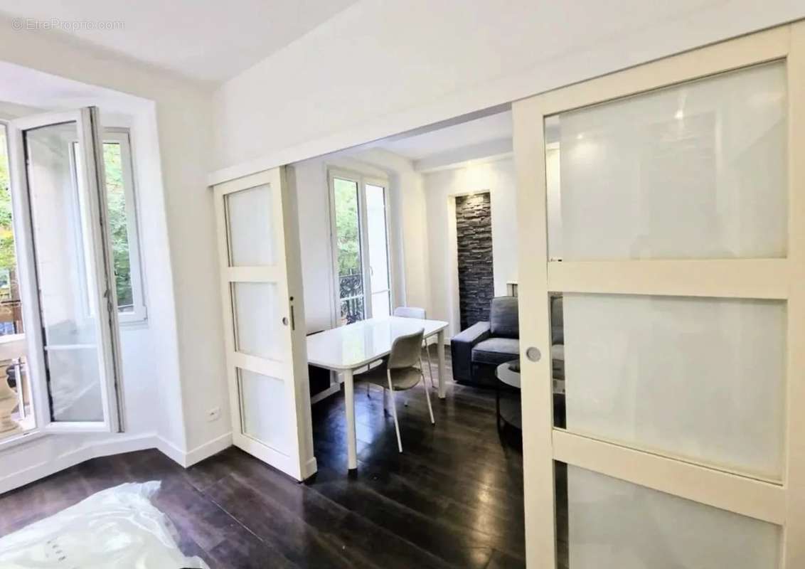 Appartement à NEUILLY-SUR-SEINE