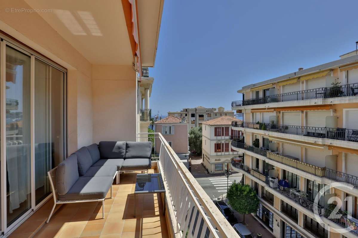 Appartement à BEAULIEU-SUR-MER