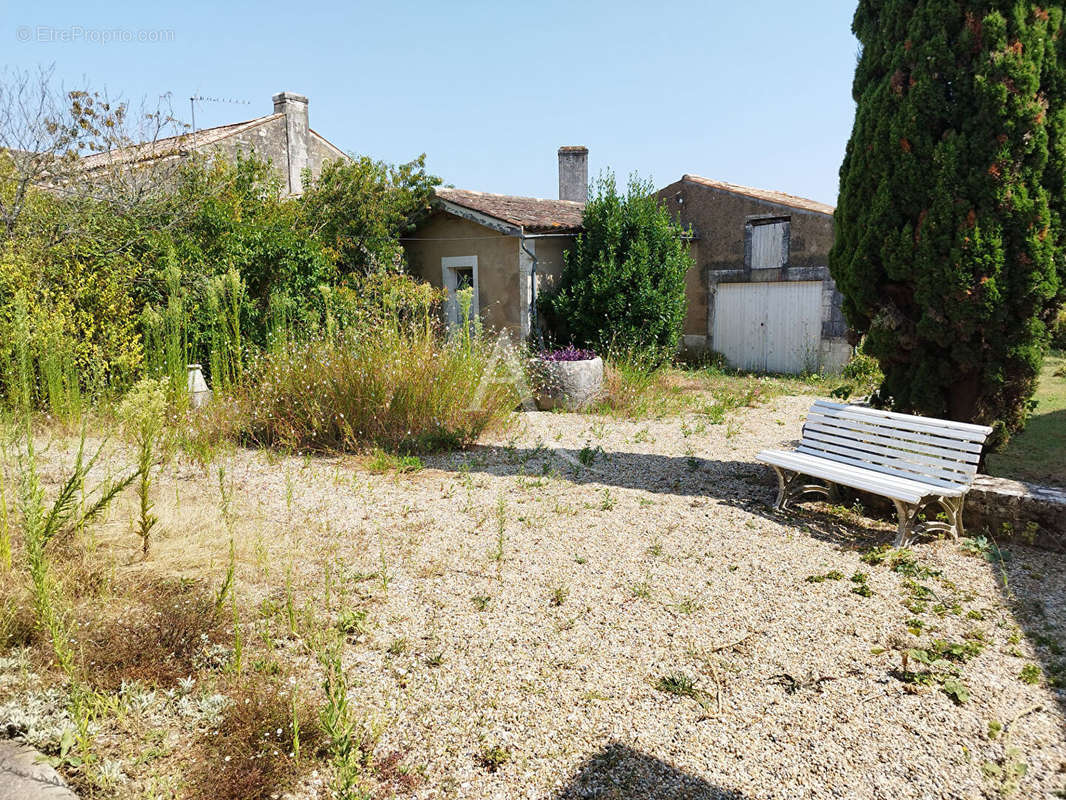 Maison à LORIGNAC