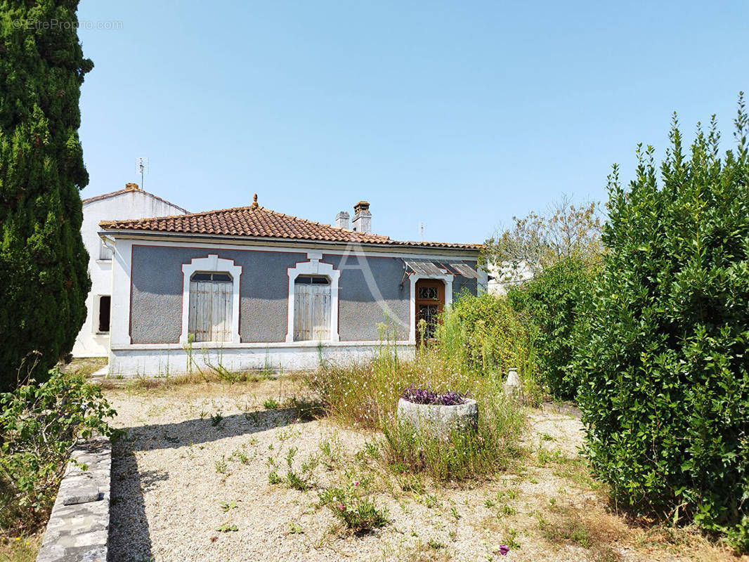 Maison à LORIGNAC