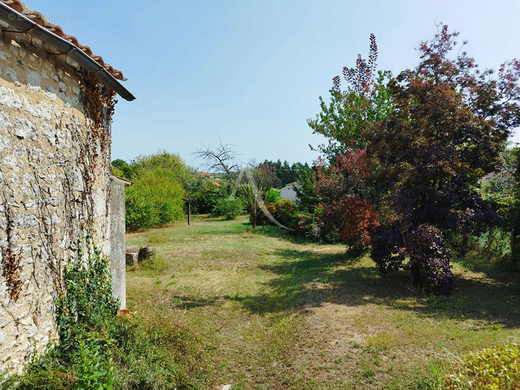 Maison à LORIGNAC