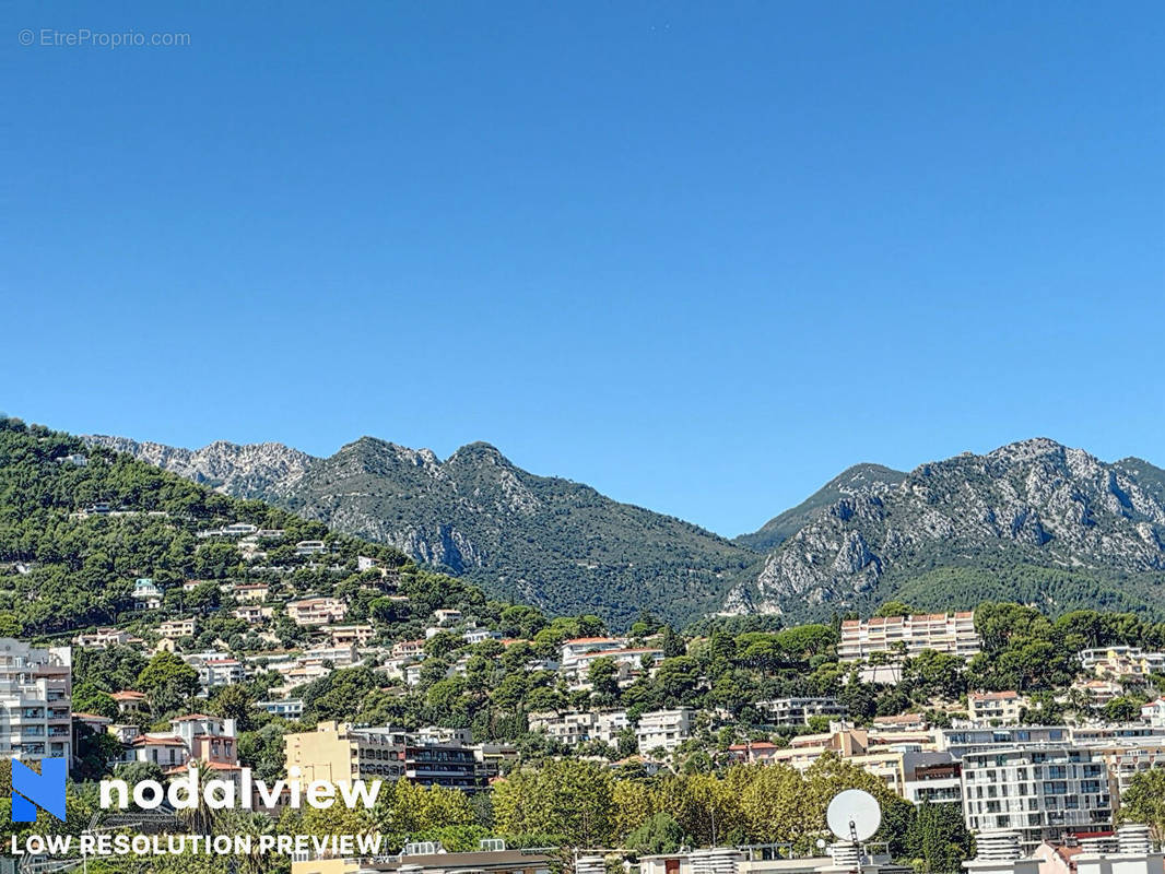 Appartement à ROQUEBRUNE-CAP-MARTIN