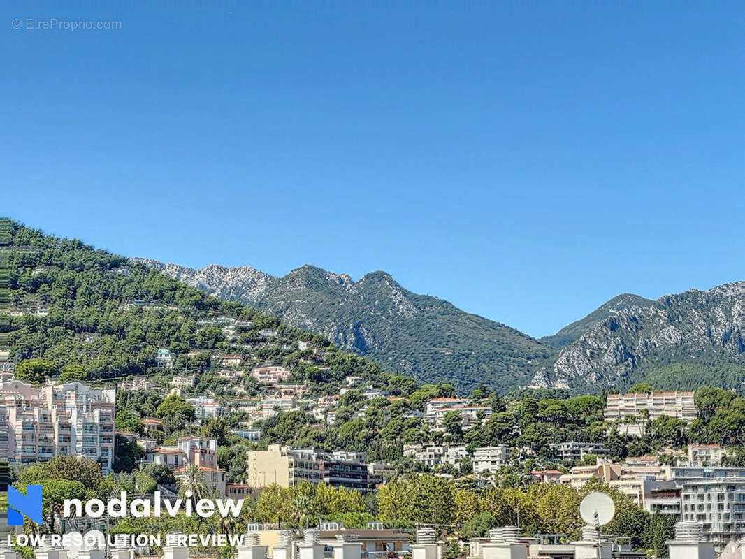 Appartement à ROQUEBRUNE-CAP-MARTIN