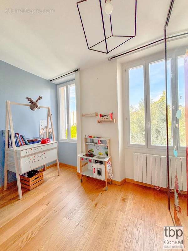 Appartement à MARSEILLE-7E