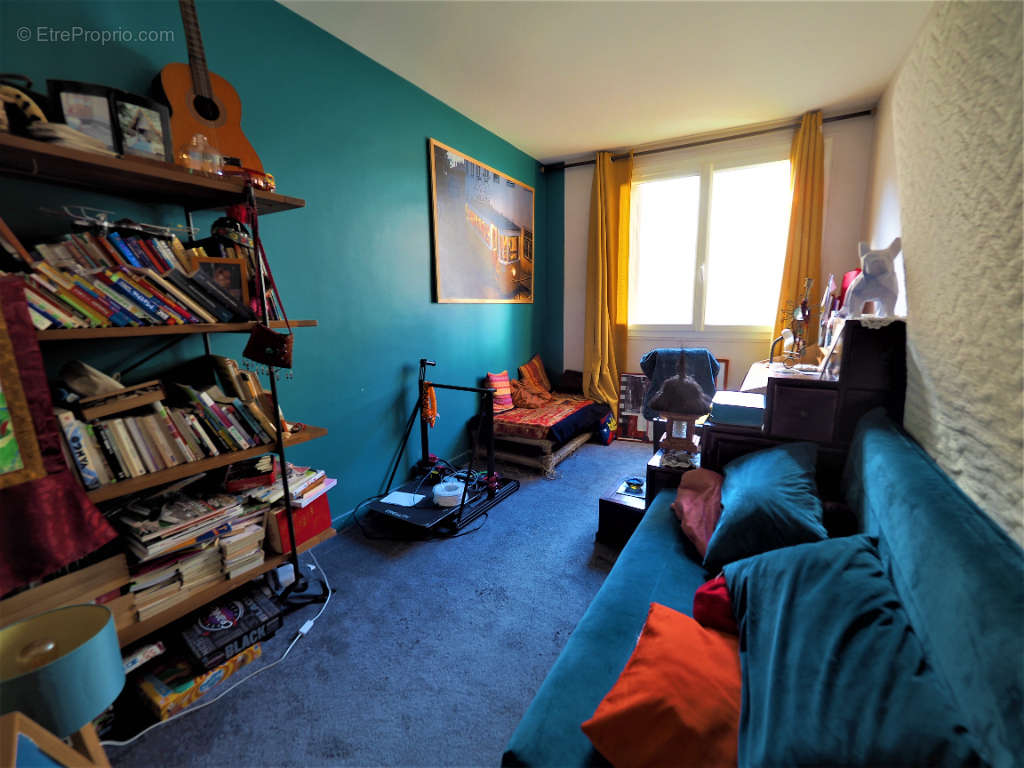 Appartement à PARIS-20E