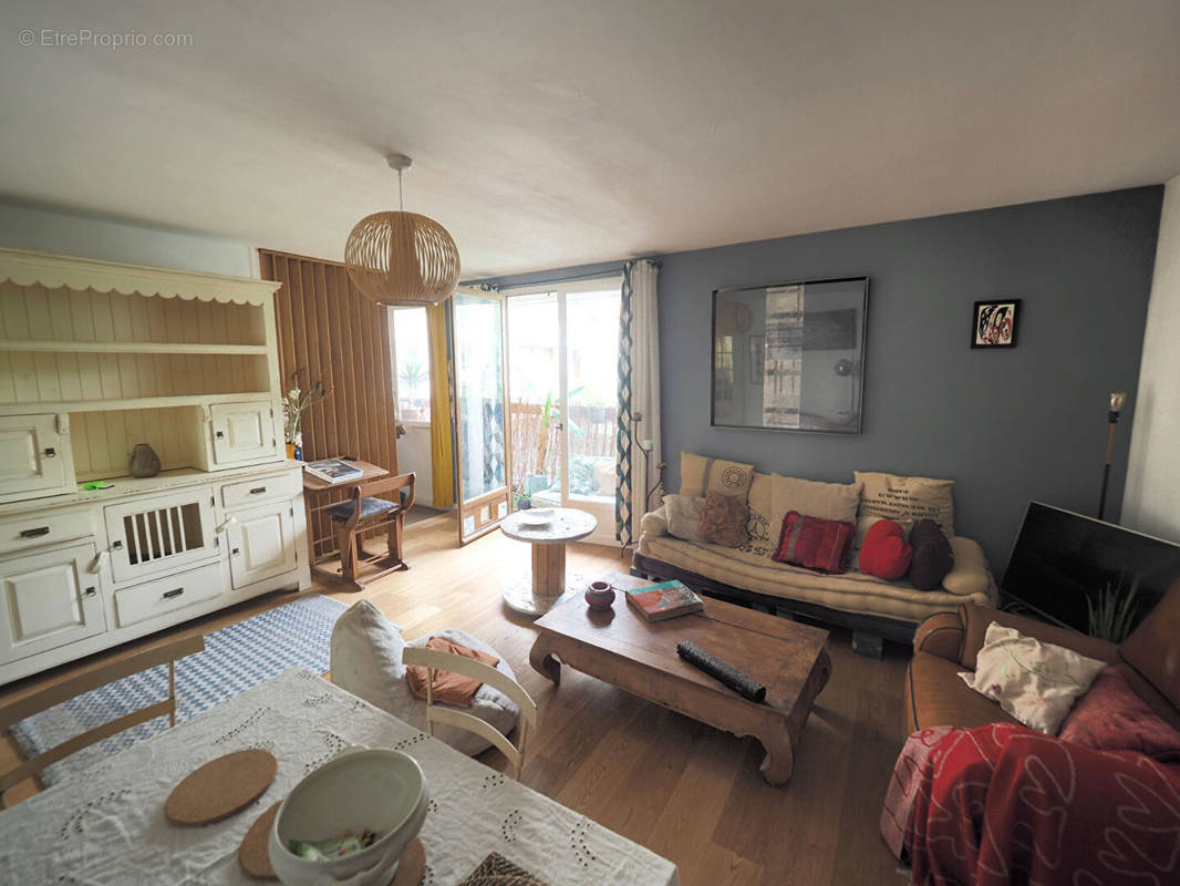 Appartement à PARIS-20E