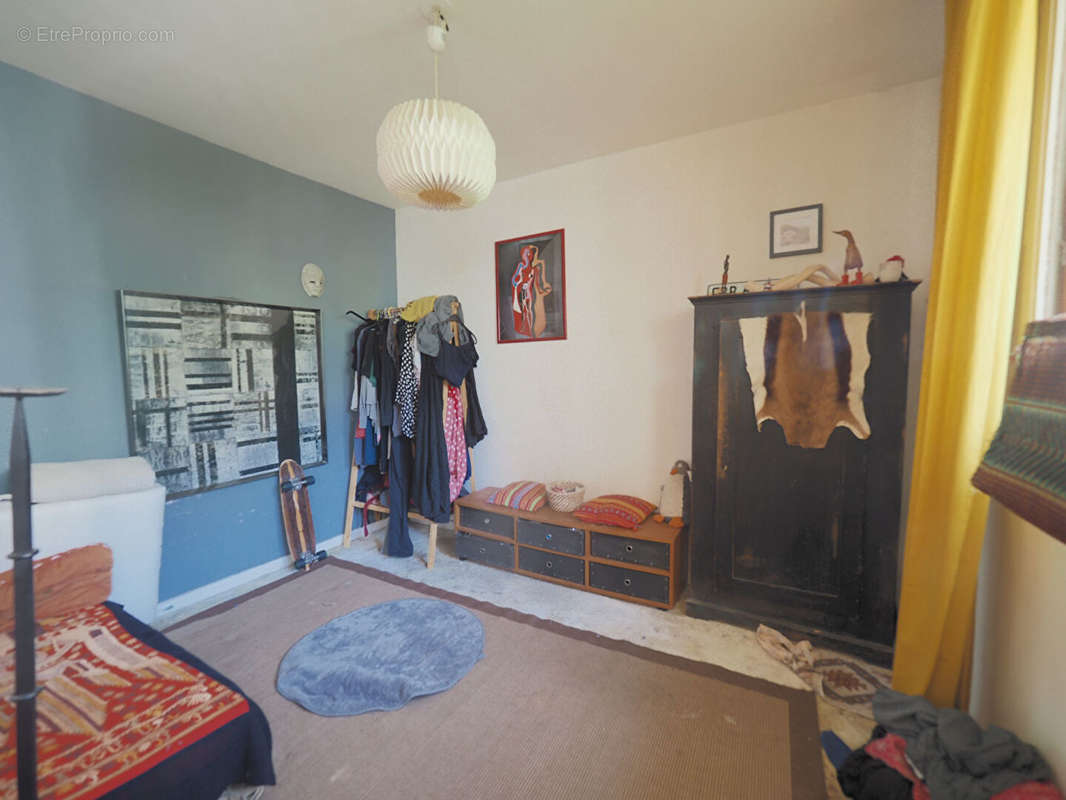 Appartement à PARIS-20E