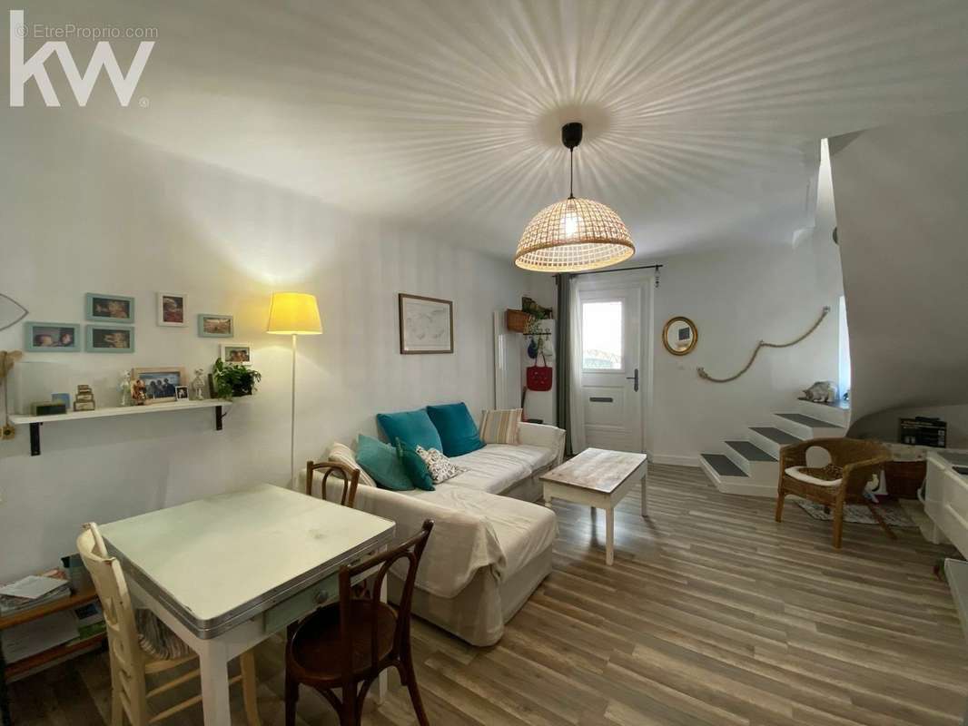 Appartement à HYERES