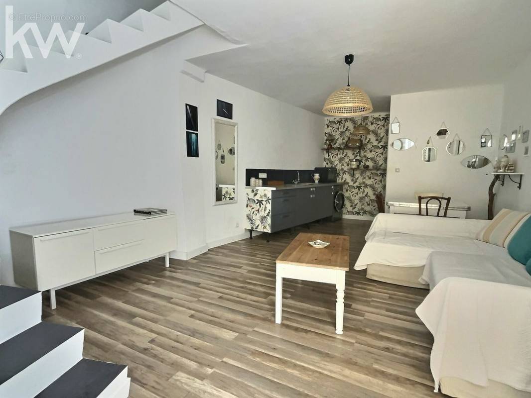 Appartement à HYERES