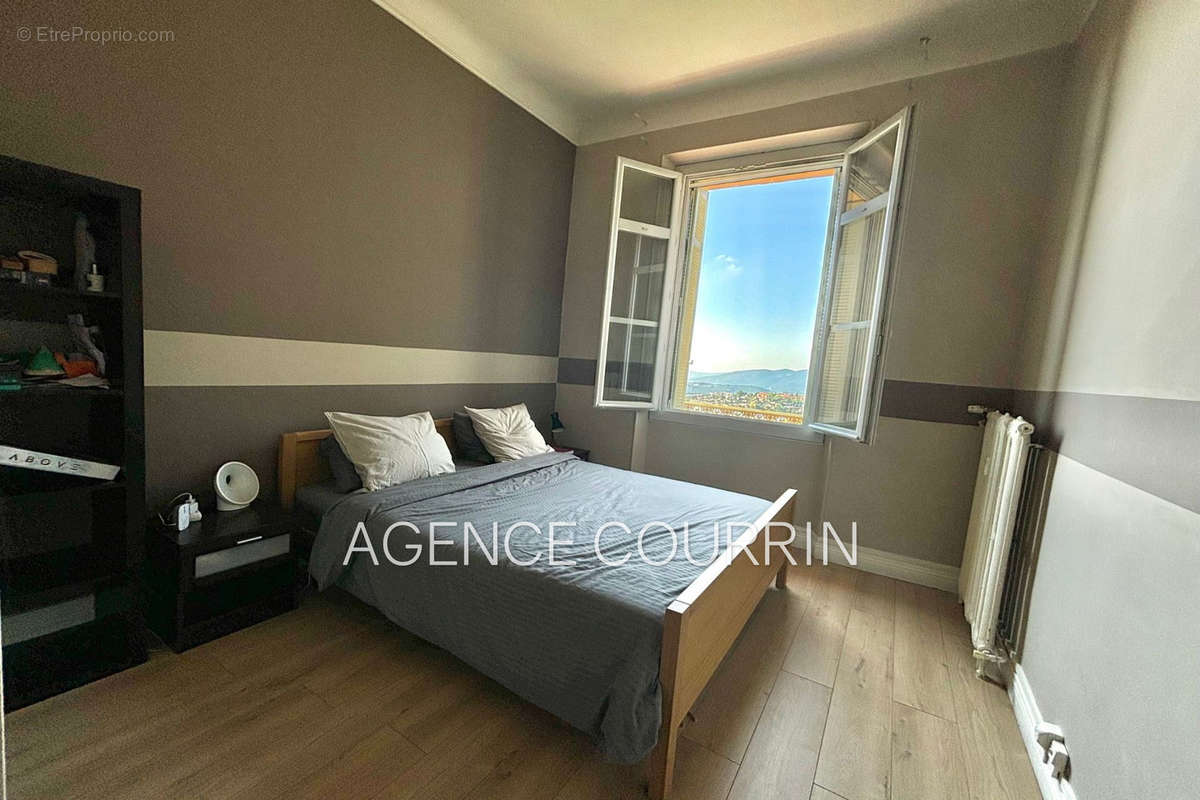 Appartement à GRASSE