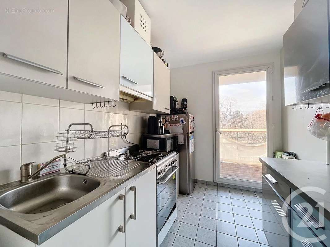 Appartement à COLOMBES