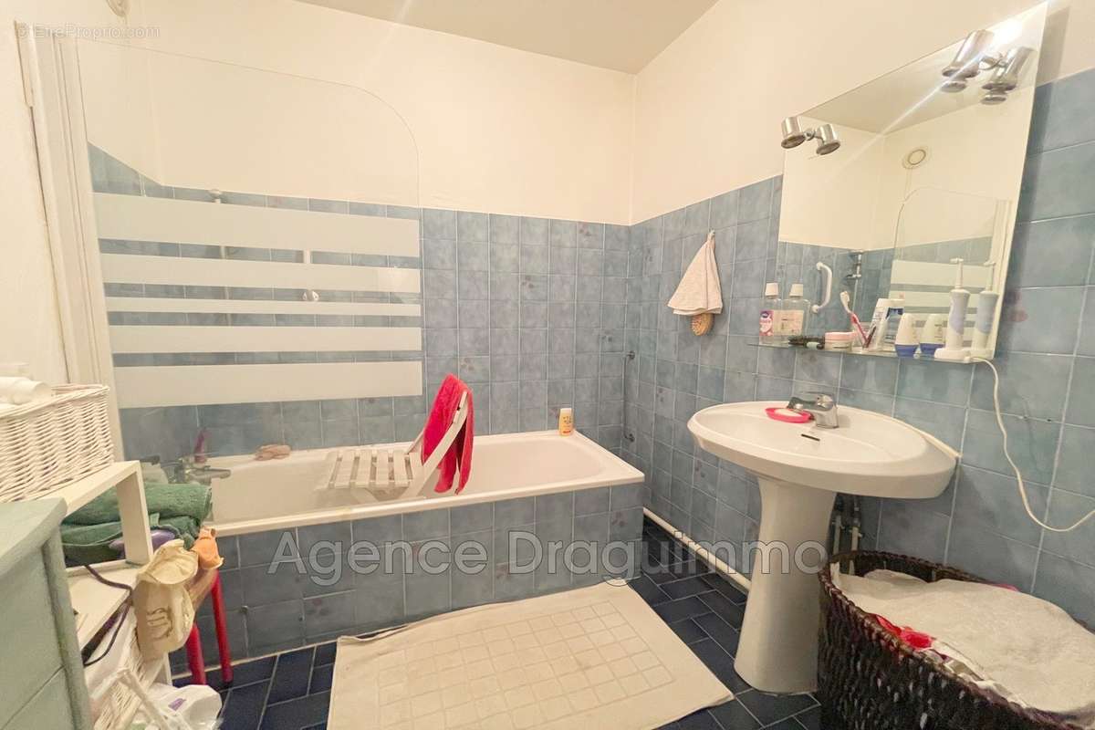 Appartement à DRAGUIGNAN