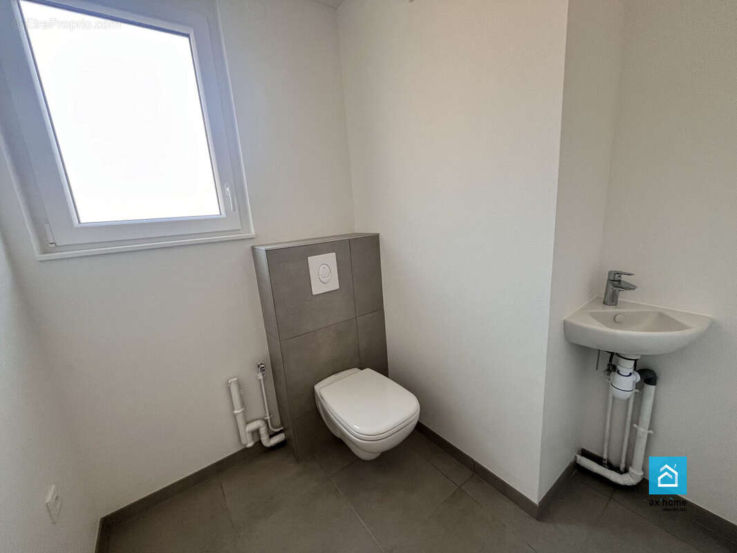 Vallée de la Bruche Wisches Neuf disponible appartement 3 pièces haut de gamme plancher chauffant douche italienne frais de Notaire réduits - Appartement à WISCHES