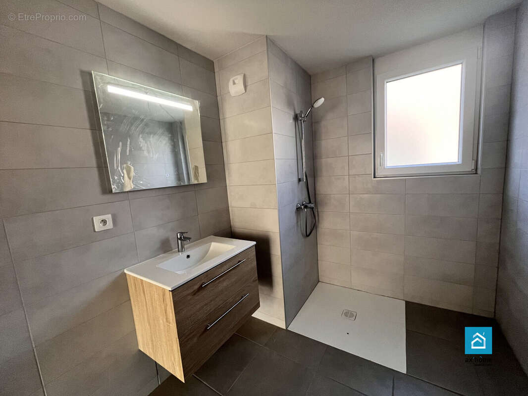 Vallée de la Bruche Wisches Neuf disponible appartement 3 pièces haut de gamme plancher chauffant douche italienne frais de Notaire réduits - Appartement à WISCHES