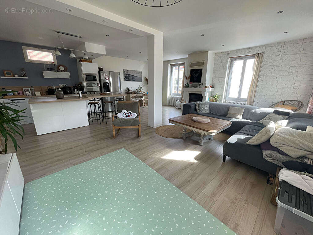 Appartement à PRESLES-EN-BRIE