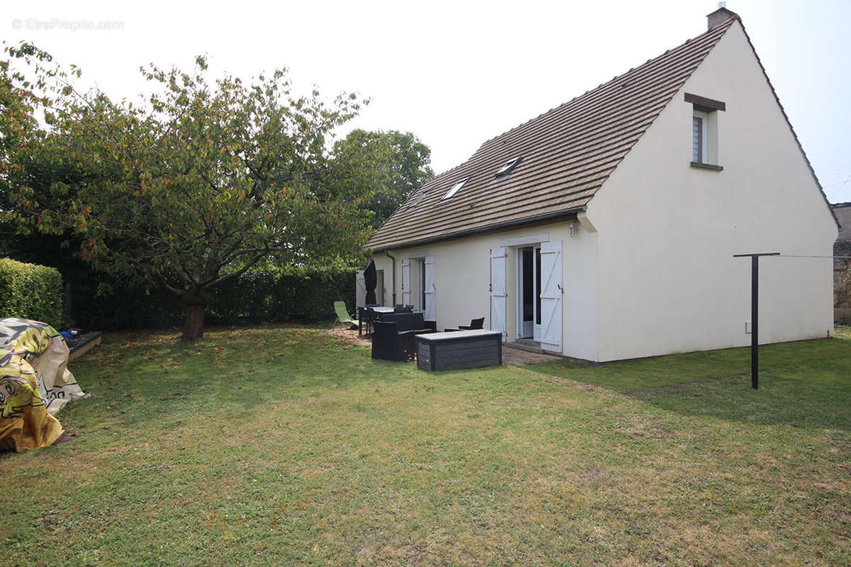 Maison à SAINT-MARTIN-LONGUEAU