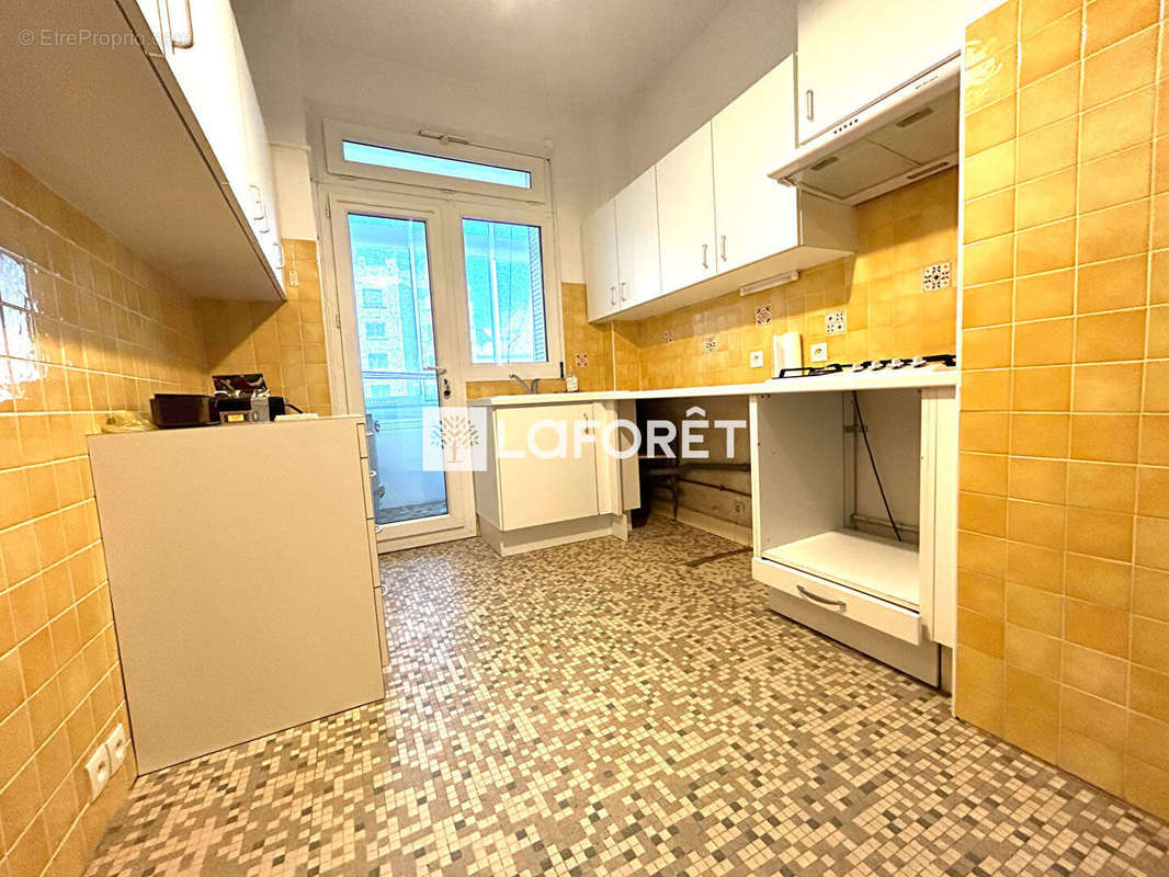 Appartement à MARSEILLE-8E