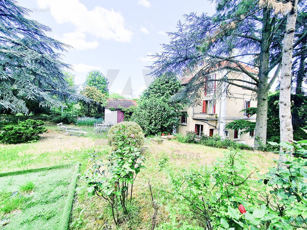 Maison à CARRIERES-SUR-SEINE