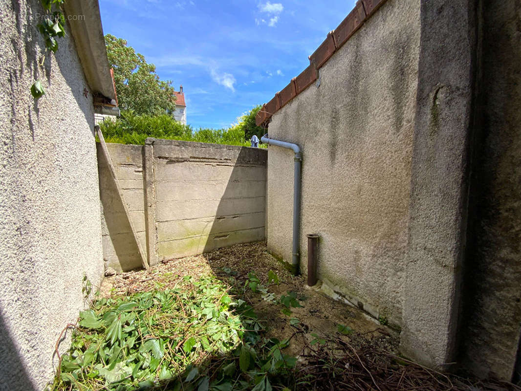 Appartement à SAINTE-SAVINE