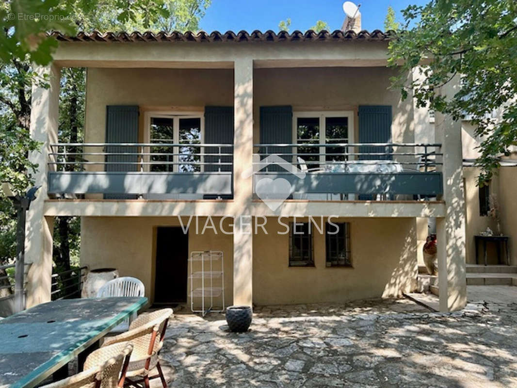 Maison à VAISON-LA-ROMAINE