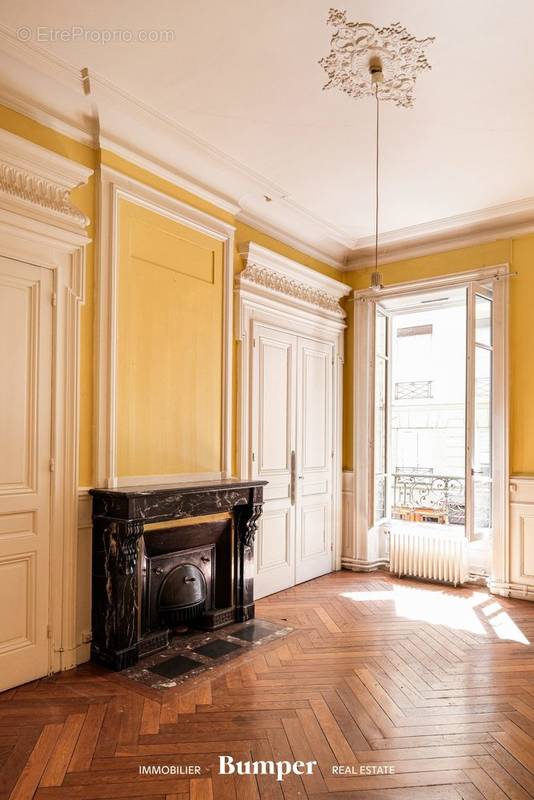 Appartement à LYON-6E