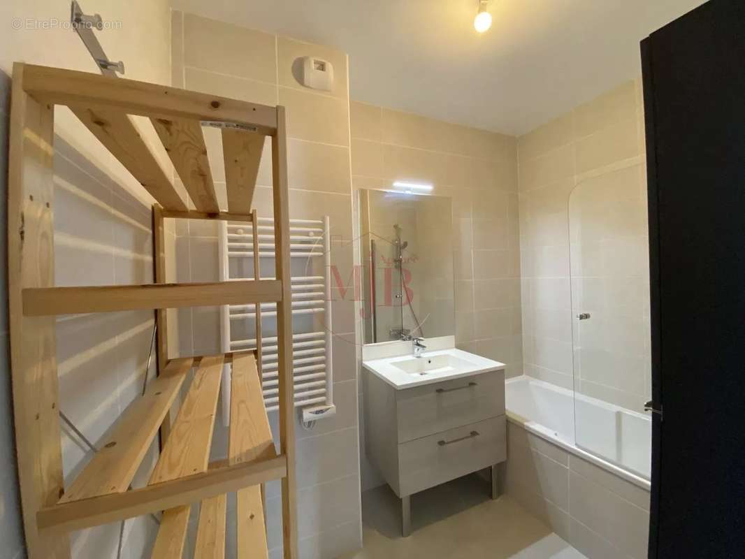 Appartement à MARSEILLE-8E