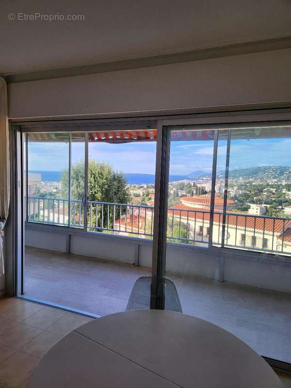   - Appartement à ANTIBES