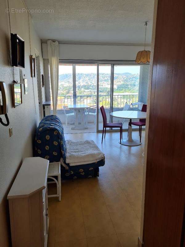   - Appartement à ANTIBES