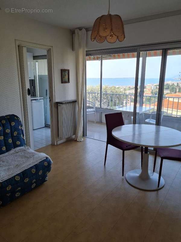   - Appartement à ANTIBES