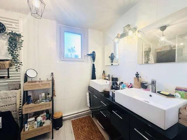 Appartement à AIX-LES-BAINS