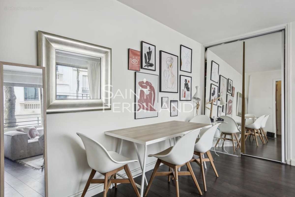 Appartement à NEUILLY-SUR-SEINE