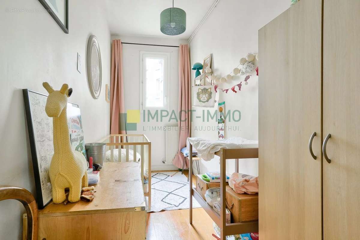 Appartement à CLICHY