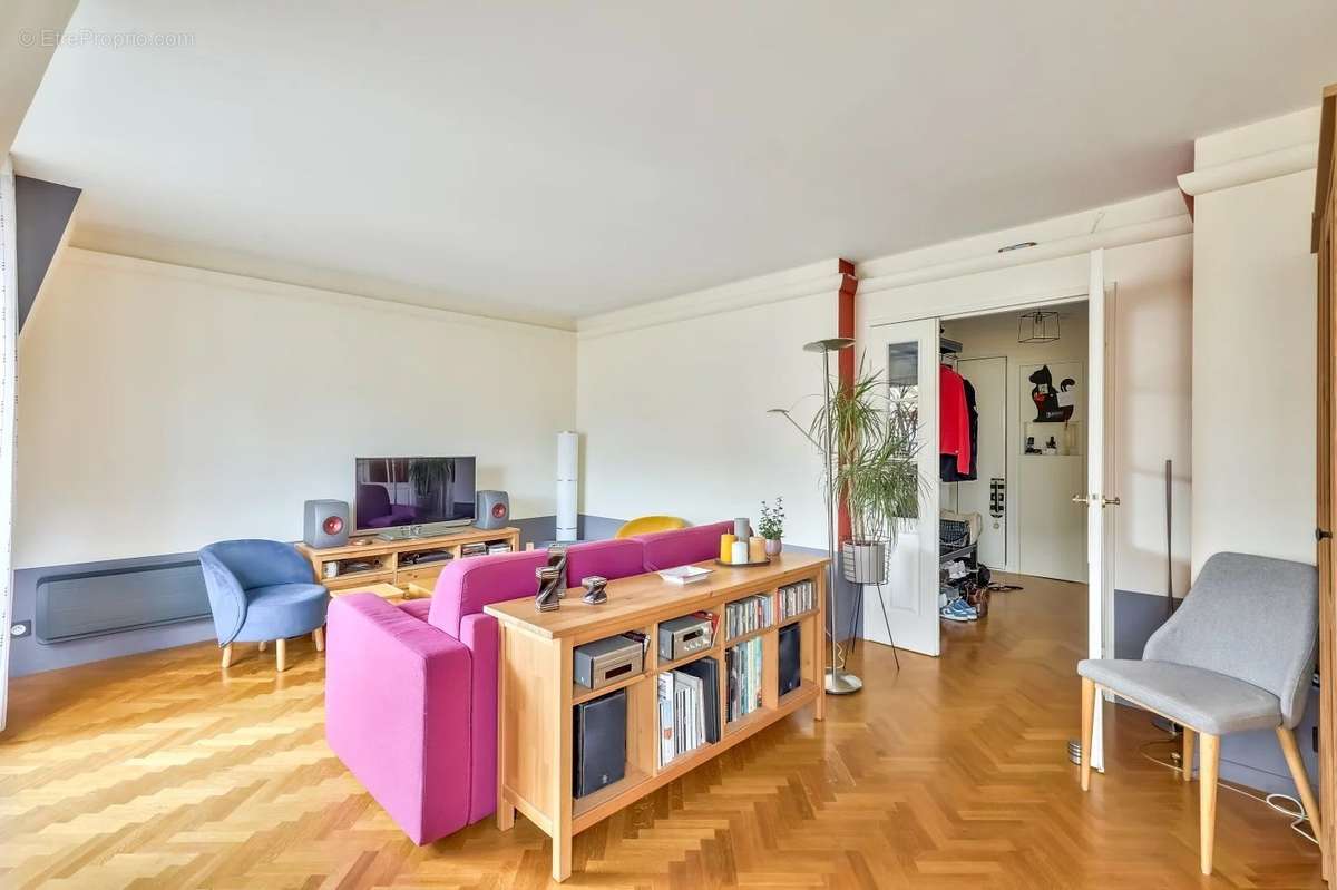 Appartement à ISSY-LES-MOULINEAUX