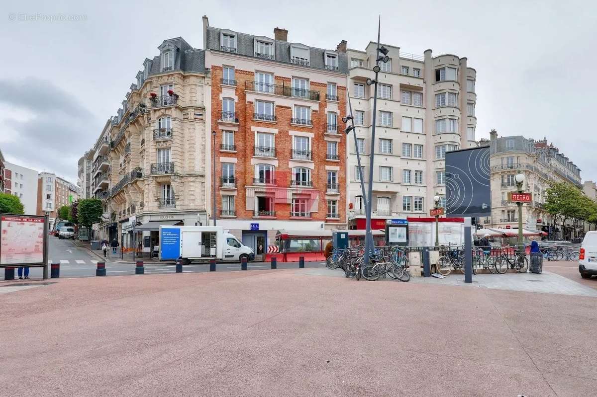 Appartement à ISSY-LES-MOULINEAUX