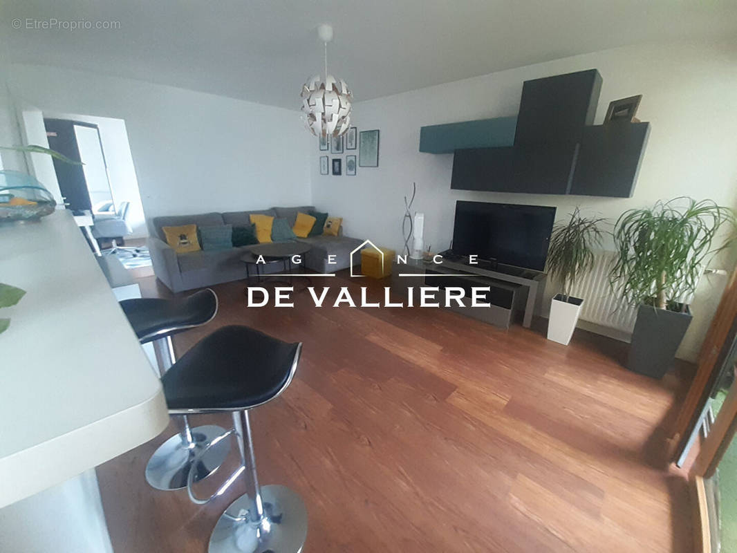 Appartement à NANTERRE