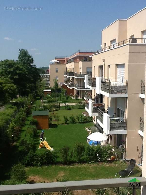 Appartement à MERY-SUR-OISE