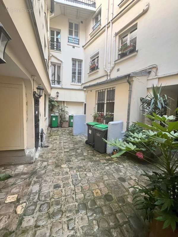 Appartement à PARIS-9E