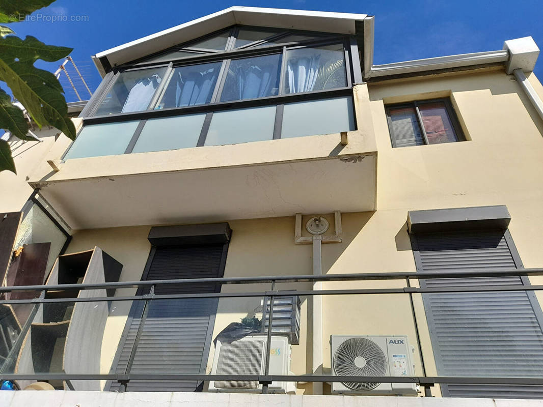 Appartement à SAINT-DENIS