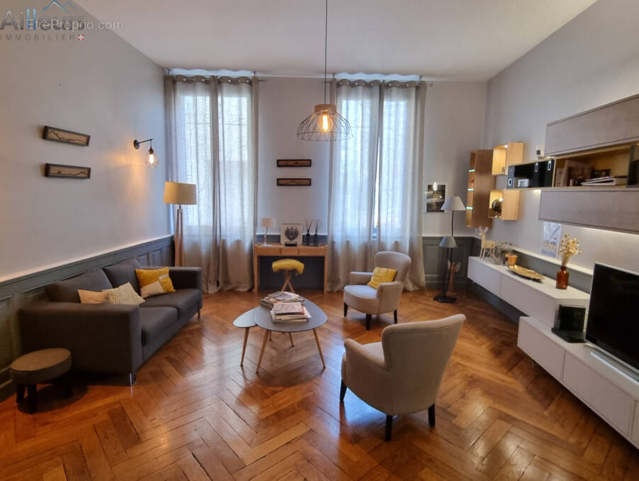 Appartement à AIX-LES-BAINS