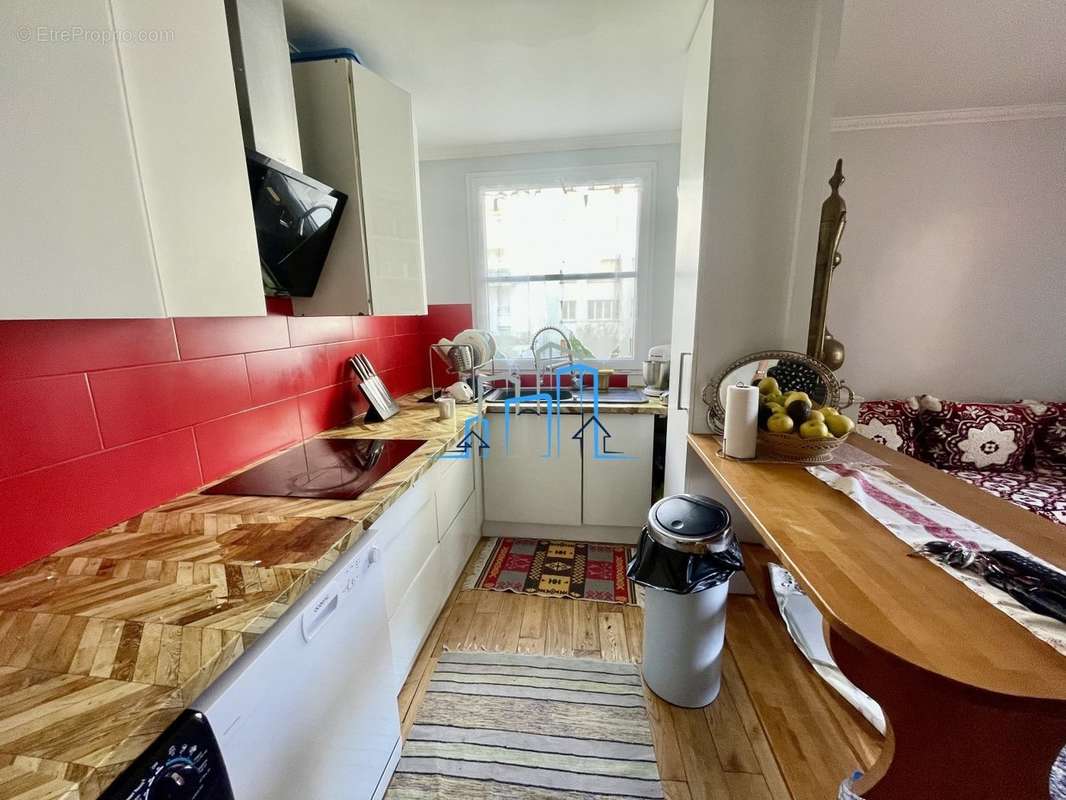 Appartement à PARIS-20E